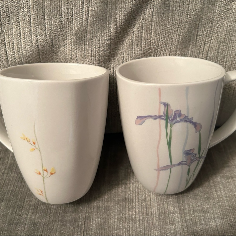 Corelle Coordinates porcelain mugs - Picture 2 of 4